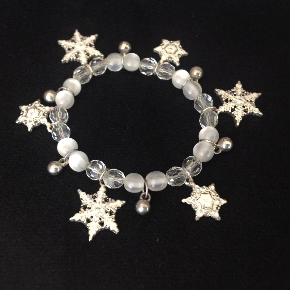 8" Snowflake Charm Bracelet